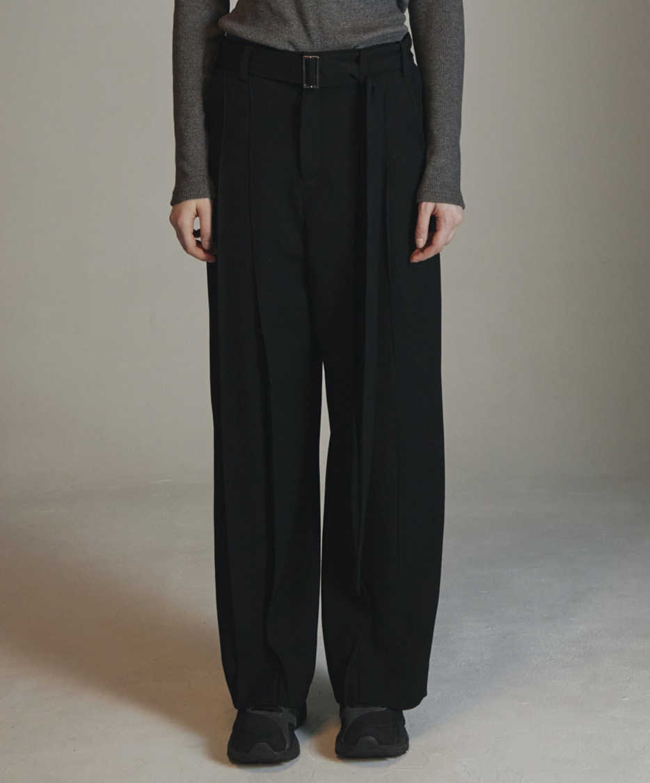 WOOL BELTED PLEATED PANTS