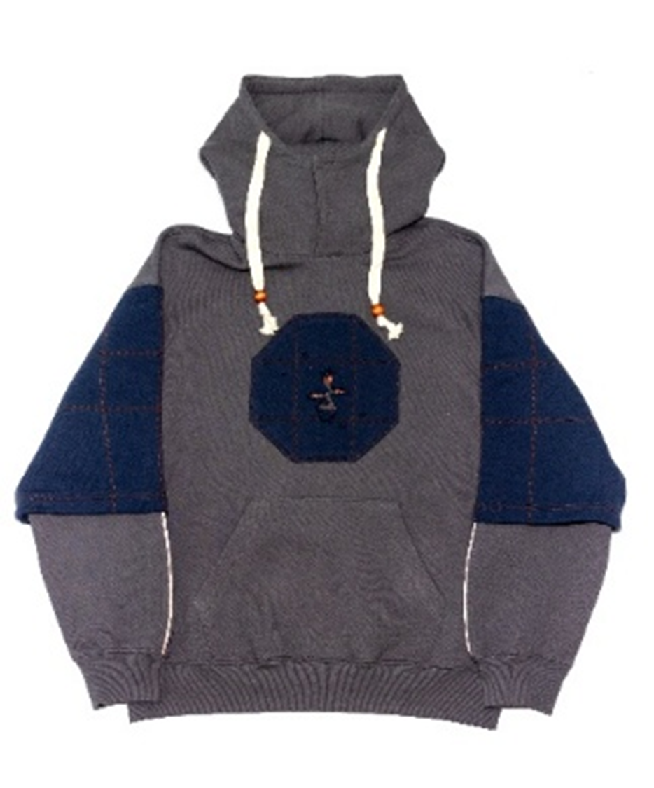 A PEEPHOLE OF WONDER HOODIE		